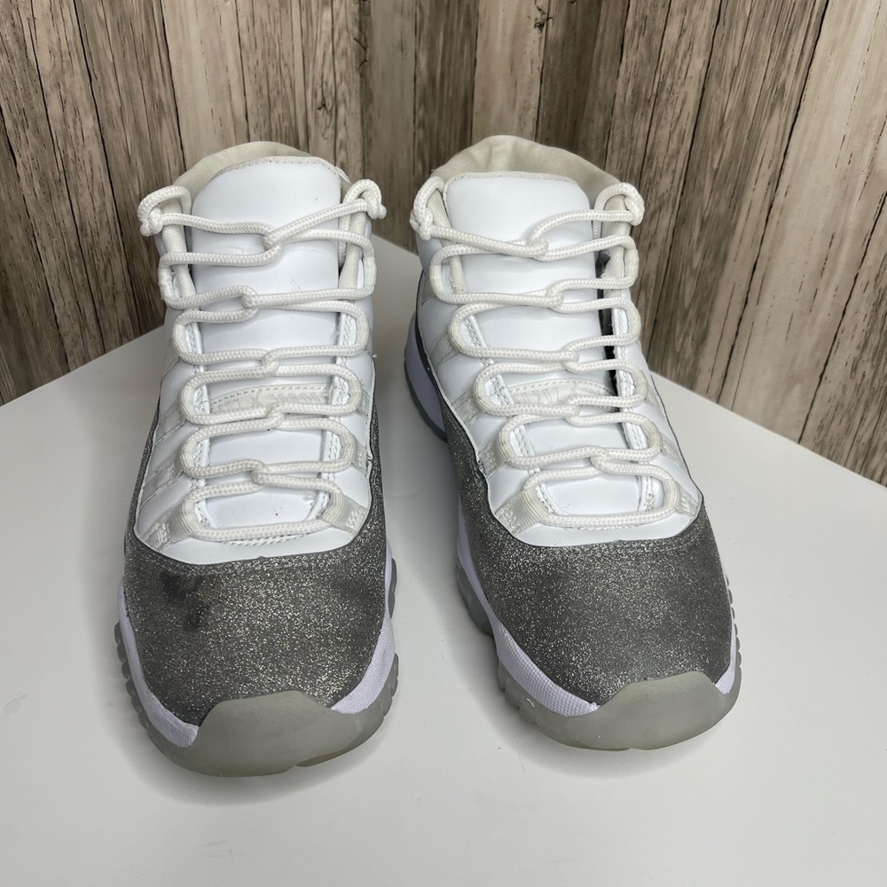 Jordan 11 Retro white metallic